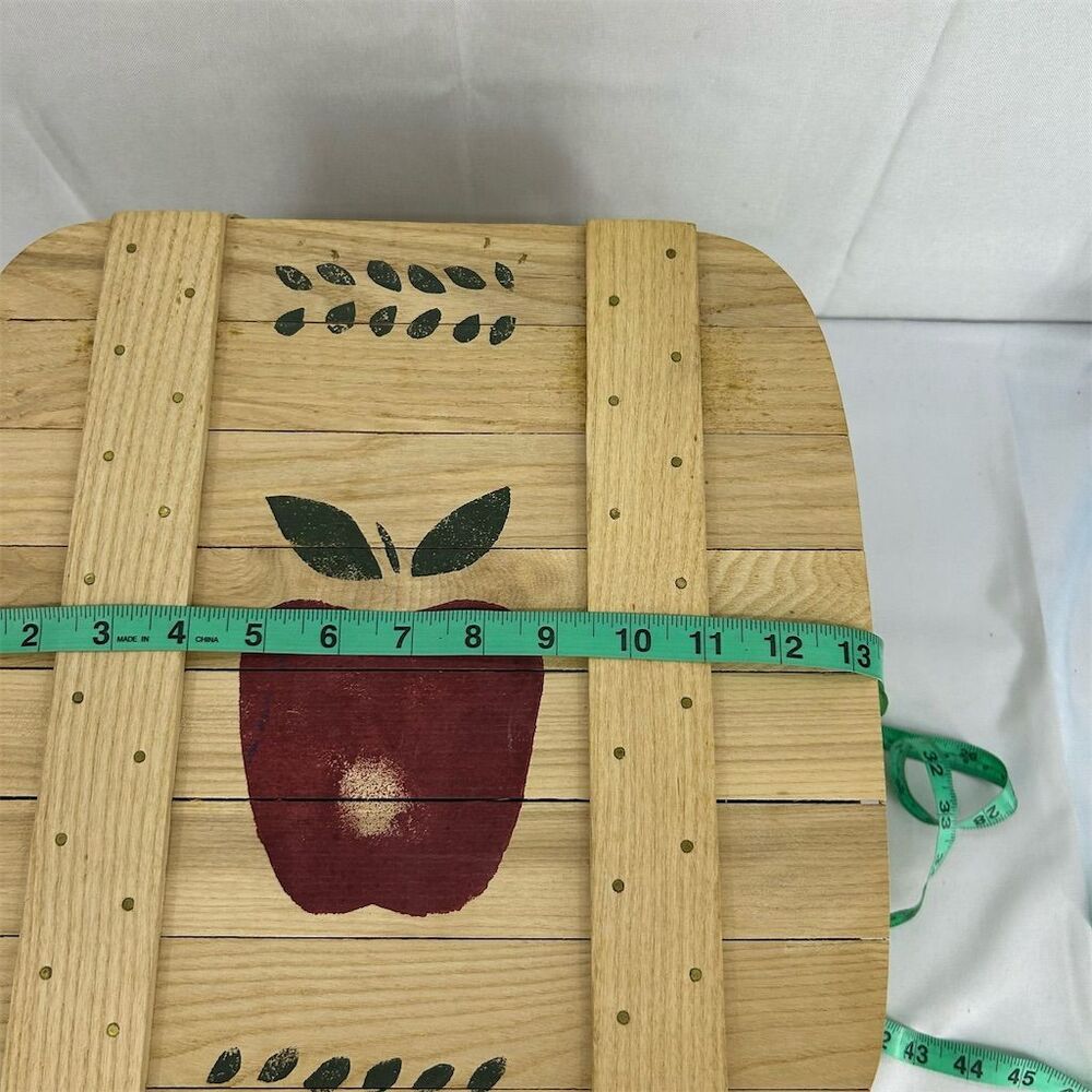 Vintage Basketville Picnic Basket with Apple Design & Pie Shelf VGUC - Picture 16 of 16